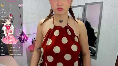 Snapshot of lolamaxi chatting on 13, 9, 2025 LOLA online show from 13, 9, 2025