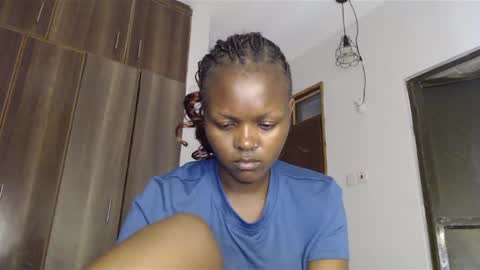 lolamia7 online show from 20, 2, 2025