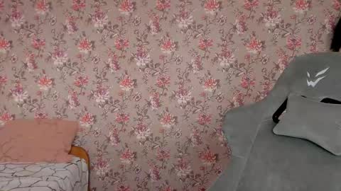 Lola Next stream January 6th at 0500am  30 minutes GMT online show from 20, 4, 2026