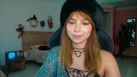 Lola doll online show from 8, 10, 2025