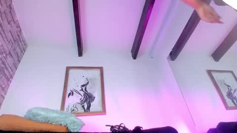 Lola online show from 25, 10, 2025