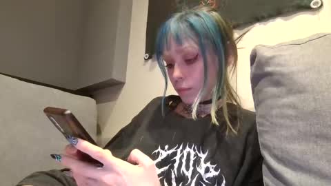 Snapshot of loleeta69 chatting on 18, 12, 2024 loleeta69 online show from 18, 12, 2024