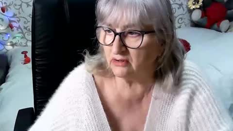 LolkaAlyss online show from 14, 2, 2025