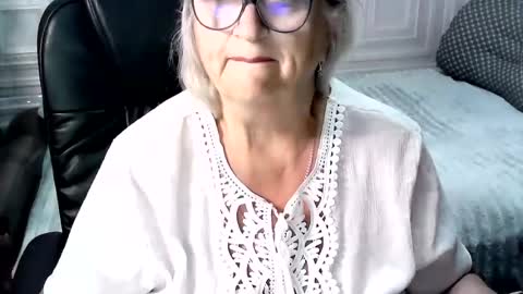 Snapshot of lolkaalyss chatting on 13, 7, 2026 LolkaAlyss online show from 13, 7, 2026