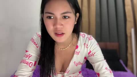 Pretty Janne 3 online show from 1, 1, 2025