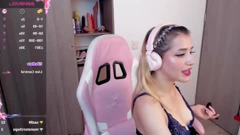 Snapshot of lolly_js_ chatting on 9, 2, 2025 Lolly online show from 9, 2, 2025