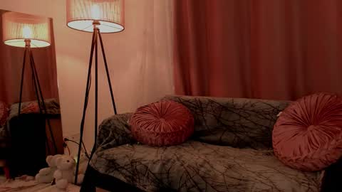 Lolly  online show from 17, 10, 2025