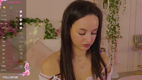 Snapshot of lolly_neal chatting on 6, 10, 2025 Lolly online show from 6, 10, 2025