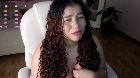 Snapshot of loly_marce chatting on 15, 9, 2025 loly_marce online show from 15, 9, 2025
