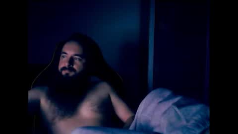 Snapshot of london_man1988 chatting on 5, 1, 2025 london_man1988 online show from 5, 1, 2025