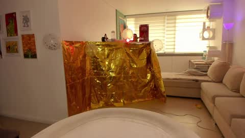 SABRINA online show from 2, 1, 2025