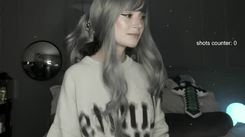 Snapshot of lonelly_lolly98 chatting on 28, 4, 2026 SABRINA online show from 28, 4, 2026