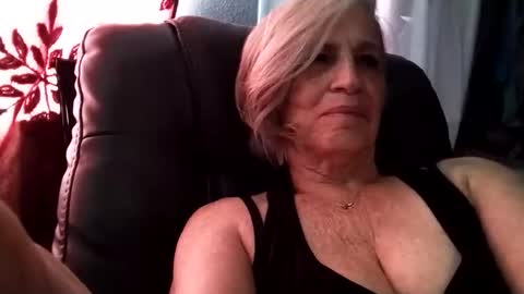 lonelylana1955 online show from 17, 10, 2025