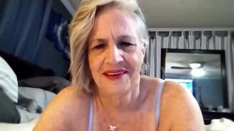 lonelylana1955 online show from 14, 11, 2025