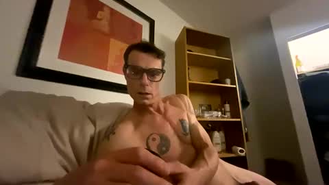 Snapshot of lonelylover2hard chatting on 23, 5, 2026 lonelylover2hard online show from 23, 5, 2026