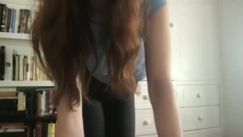 longlabiaslut online show from 8, 11, 2025