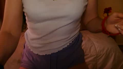 Snapshot of longlegstammy chatting on 14, 6, 2026 Cutenurse91 online show from 14, 6, 2026