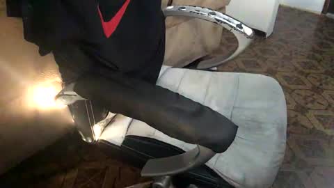 Snapshot of longshaft_ chatting on 13, 2, 2026 longshaft_ online show from 13, 2, 2026