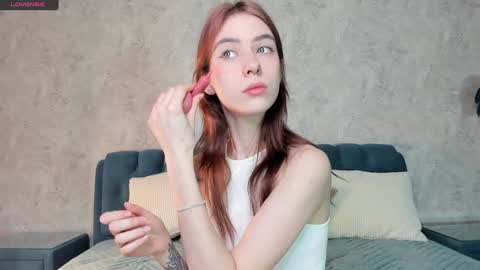 Snapshot of look_my_passion chatting on 2, 2, 2025 Hanna online show from 2, 2, 2025