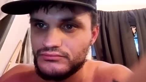 Snapshot of lookhim25 chatting on 3, 6, 2026 lookhim25 online show from 3, 6, 2026