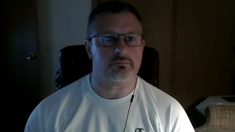 Snapshot of lookin75 chatting on 11, 7, 2026 lookin75 online show from 11, 7, 2026