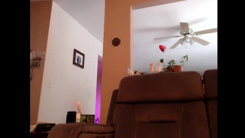 Snapshot of looking469 chatting on 10, 10, 2025 looking469 online show from 10, 10, 2025