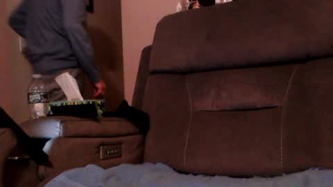 looking469 online show from 6, 4, 2026