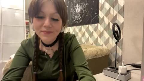 EVA online show from 12, 10, 2025