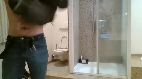 Robin online show from 2, 1, 2025