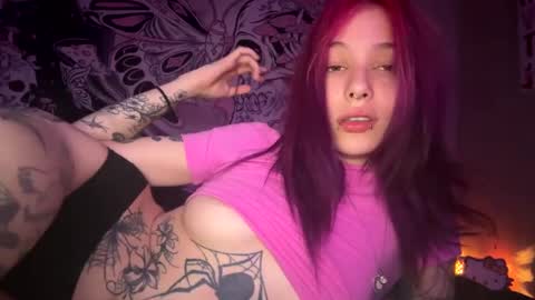 Snapshot of lookingforlona chatting on 3, 10, 2025 lookingforlona online show from 3, 10, 2025