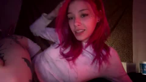 Snapshot of lookingforlona chatting on 1, 12, 2025 lookingforlona online show from 1, 12, 2025