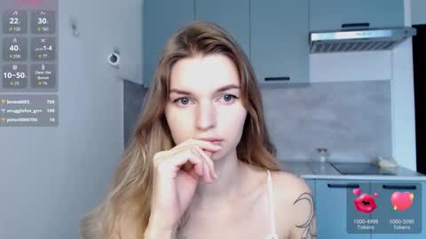 Snapshot of lookoluna chatting on 25, 9, 2025 Luna online show from 25, 9, 2025