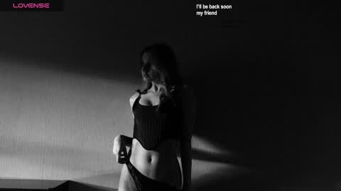 Snapshot of lookoluna chatting on 6, 10, 2025 Luna online show from 6, 10, 2025