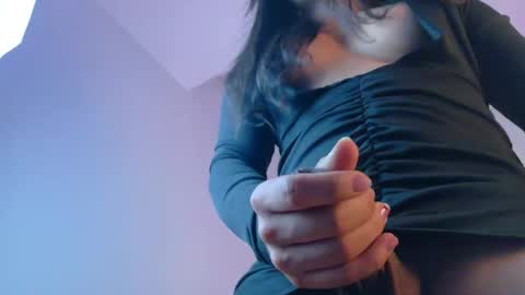 Mia Aniston online show from 8, 4, 2026