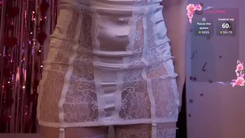 Lora online show from 19, 4, 2026