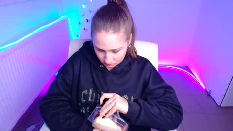 Lora online show from 21, 10, 2025