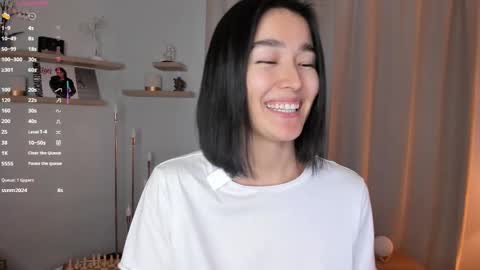 Lora control 2 min for every new Fan Club subscriber online show from 17, 12, 2025