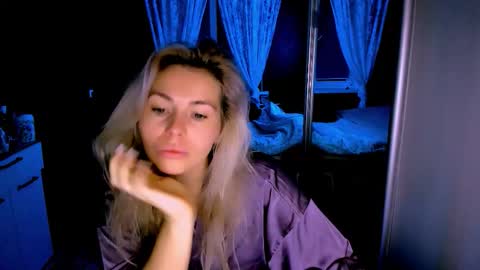 Lora online show from 21, 11, 2025