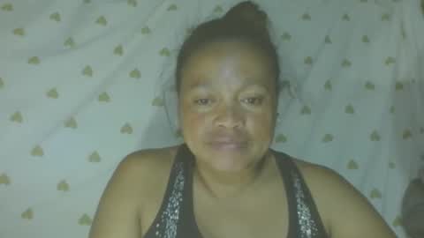 LorahVane online show from 15, 4, 2026