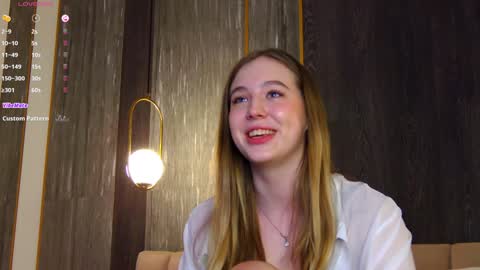 Snapshot of loraineluff chatting on 29, 1, 2025 Loraine online show from 29, 1, 2025