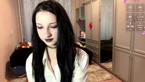 Snapshot of loraleeownby chatting on 22, 2, 2026 Hello there im Luna Im new here Lets have fun online show from 22, 2, 2026