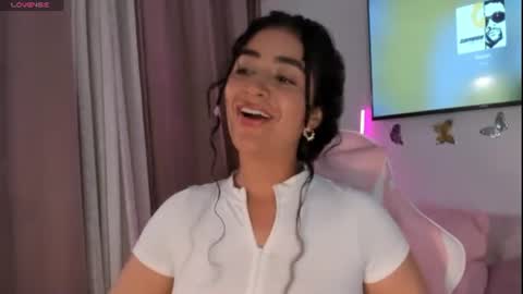 Snapshot of lore_rey chatting on 10, 7, 2026 lore_rey online show from 10, 7, 2026