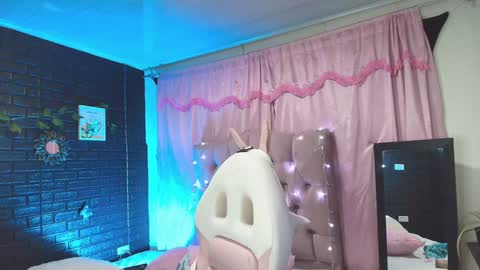 Loren online show from 28, 1, 2025