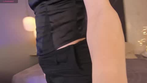 Loren online show from 8, 3, 2025