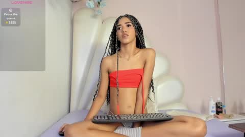 Snapshot of lorena_hawkins chatting on 15, 12, 2024 Lorena online show from 15, 12, 2024