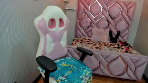 lorena_watson online show from 27, 2, 2025