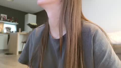 Snapshot of lorennameliyy chatting on 2, 6, 2026 Amelia online show from 2, 6, 2026