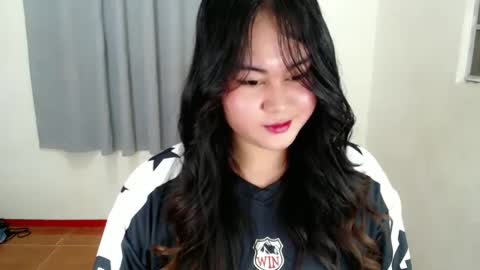 Snapshot of lorenpage_love chatting on 1, 3, 2025 LOREN online show from 1, 3, 2025