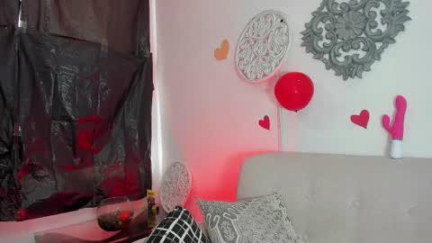 Snapshot of lorens_martin chatting on 25, 2, 2025 L O R E N online show from 25, 2, 2025