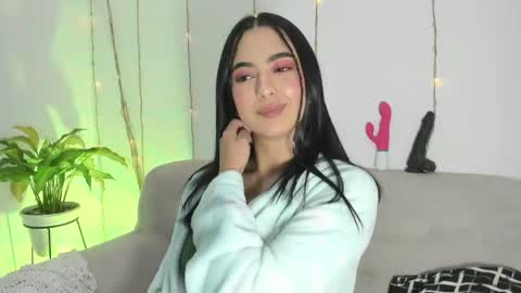 Snapshot of lorens_martin chatting on 5, 6, 2026 L O R E N online show from 5, 6, 2026